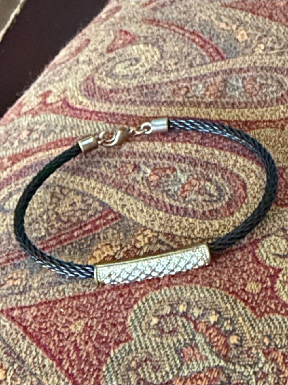 Sparkling Black Cable Bracelet with Crystal Bar gold tone with crystals